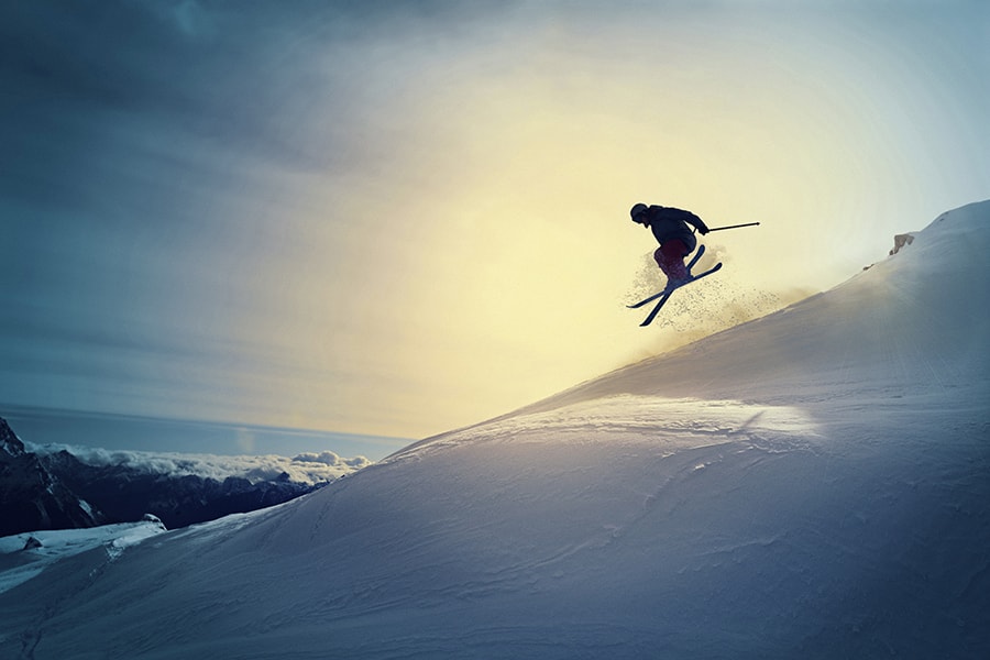 Whatever your skiing experience, you are sure to find the right slope. Go off-piste with professional athletes or have a fun day on the Dolomites’ friendlier prepared pistes