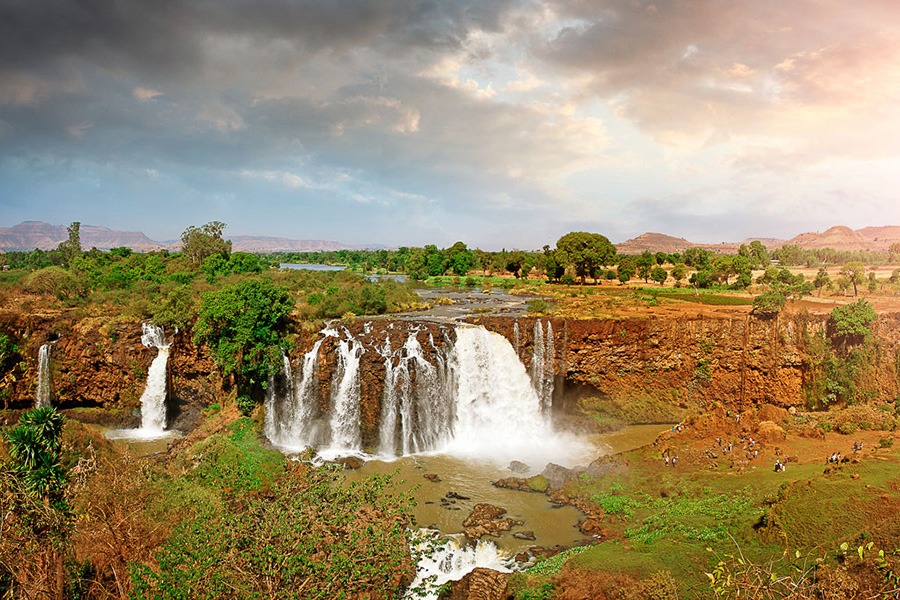 Visit Lake Tana, the source of the Blue Nile, and discover the power of one of the tributaries of the Nile.
