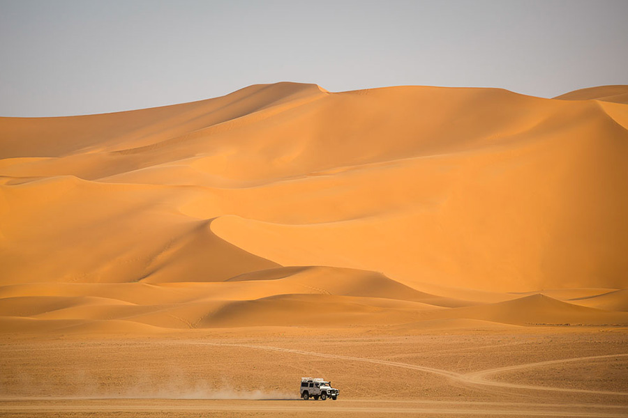 Join my friends in an expedition across Northern Sudan. Explore the exclusive archaeological sites with experienced guides.