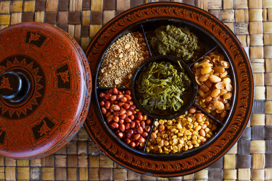 Hop on a rickshaw and go on a culinary tour of Mandalay. An adventure for big appetites.