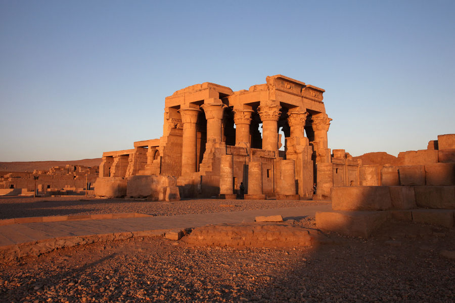 Explore the many sites near Luxor, the jewel of Upper Egypt.