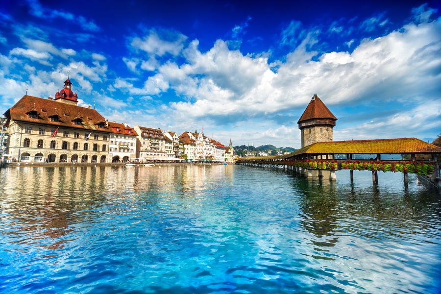 Enjoy your leisure time in the best of Switzerland. Hike in beautiful trails, explore old cities or head out to your personal adventure.