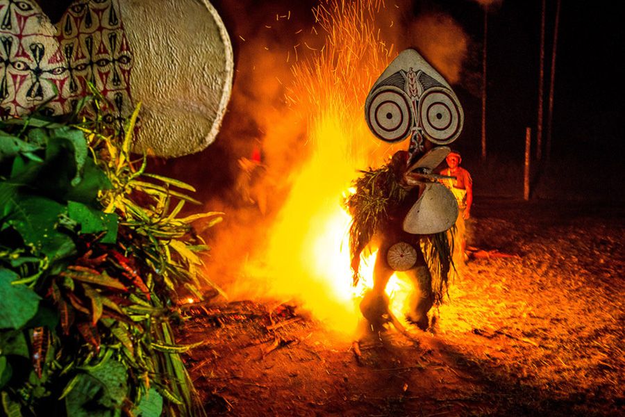 One of the highlights for the locals is the Kokopo Mask Festival. Take this opportunity to experience the magic of another culture.