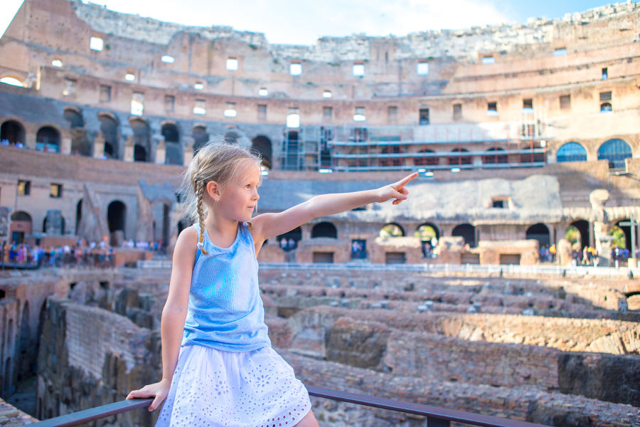 Don’t waste any time in line. With our skip-the-line tickets you’ll enjoy the Colosseum and St Peter’s with fully licensed guides.