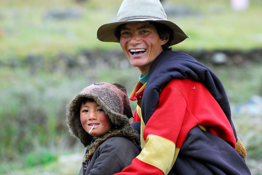 Share in the Tibetan way of life.