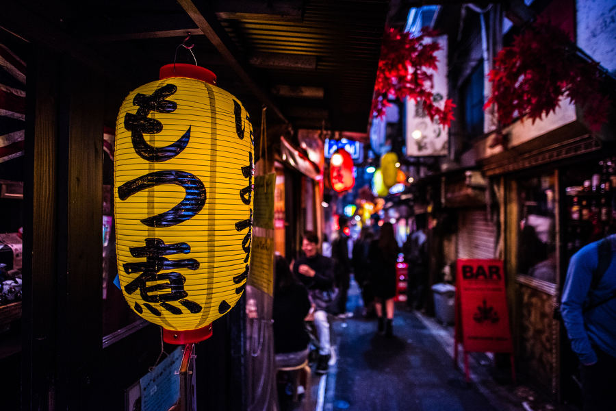 Tour a busy market alongside a chef as you hunt for the best ingredients, and step into the casual side of Japanese cuisine.