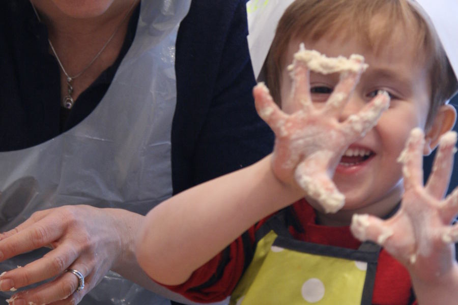 Enjoy a wide variety of workshops that will have you baking authentic French pastries, kneading buttery croissants, designing your own haute-couture garments, and painting like an impressionist.