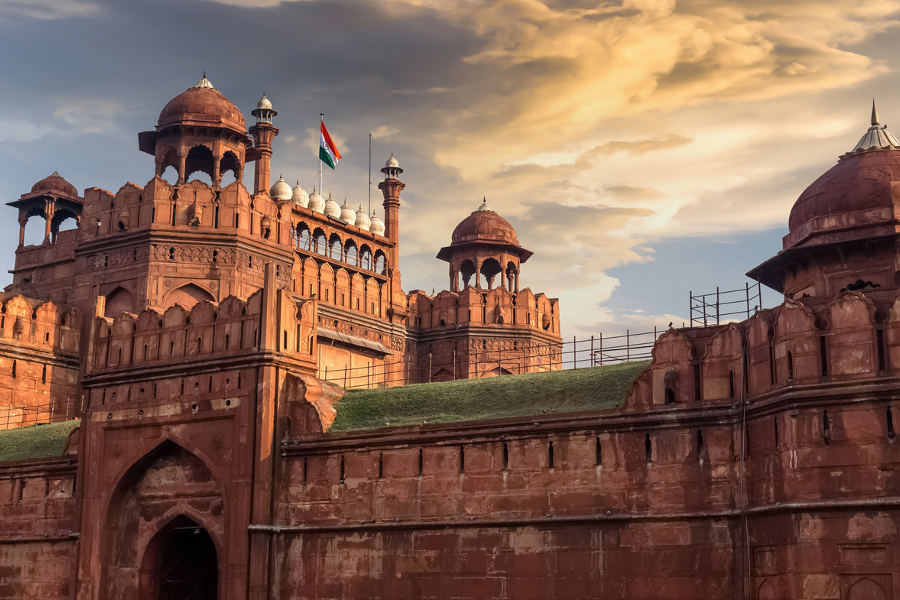 Enjoy a day in Delhi and discover why it has been coveted by kings and emperors for centuries.