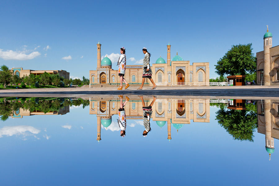 Enjoy the company of experienced guides who will reveal the secrets of Uzbekistan.