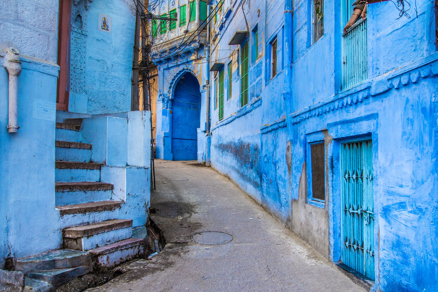 Top your journey in the Blue City, Jodhpur, and enjoy a photographic tour with a guide that will reveal the city’s secrets.