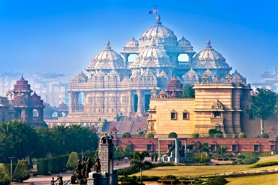 Enjoy a couple of nights in Delhi, where we will regale you with exclusive experiences and a unique perspective of India’s capital.