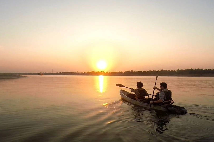 Enjoy diverse activities such as cycling and kayaking in the most breathtaking scapes Cambodia has to offer.