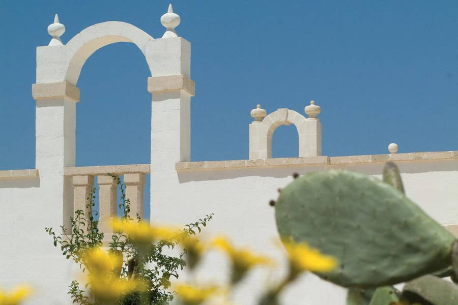 Stay in an exclusive 5-star resort surrounded by centuries-old olive groves and the characteristic Puglian countryside.