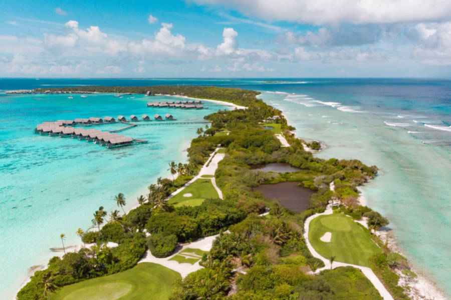 Book at Shangri-La Villingili with 40% off