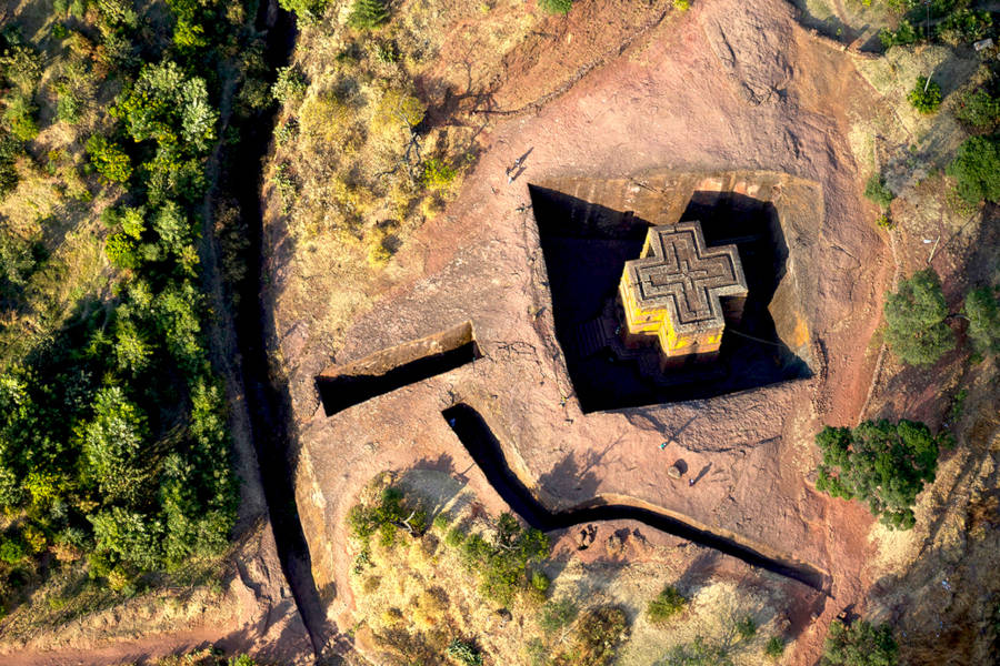 Fly over Lalibela for a unique —and exclusive— view of the rock-hewn churches.
